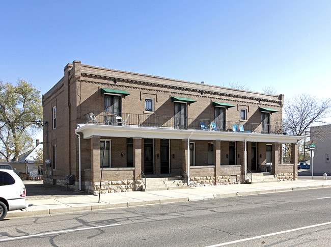 1402 N Main St in Pueblo, CO - Building Photo - Building Photo