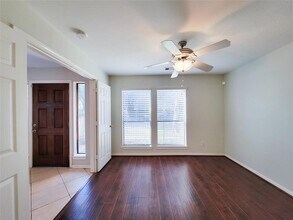 2717 La Branch St in Houston, TX - Building Photo - Building Photo