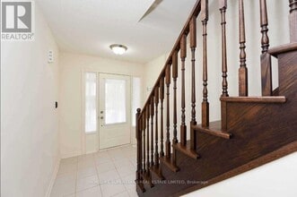 9 Aspen Hills Rd in Brampton, ON - Building Photo - Building Photo