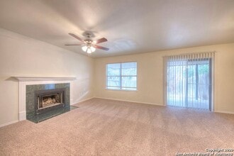 7839 Galaway Bay in San Antonio, TX - Building Photo - Building Photo