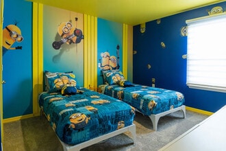 16000 Cape Coral Lp in Clermont, FL - Foto de edificio - Building Photo