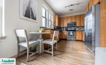 1550 N Raleigh St, Unit W-426 in Denver, CO - Building Photo - Building Photo