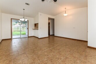 10873 Hoof Print Dr in Jacksonville, FL - Building Photo - Building Photo