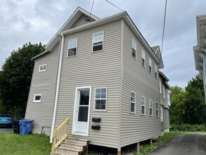 29 Rickard St in Cortland, NY - Foto de edificio - Building Photo