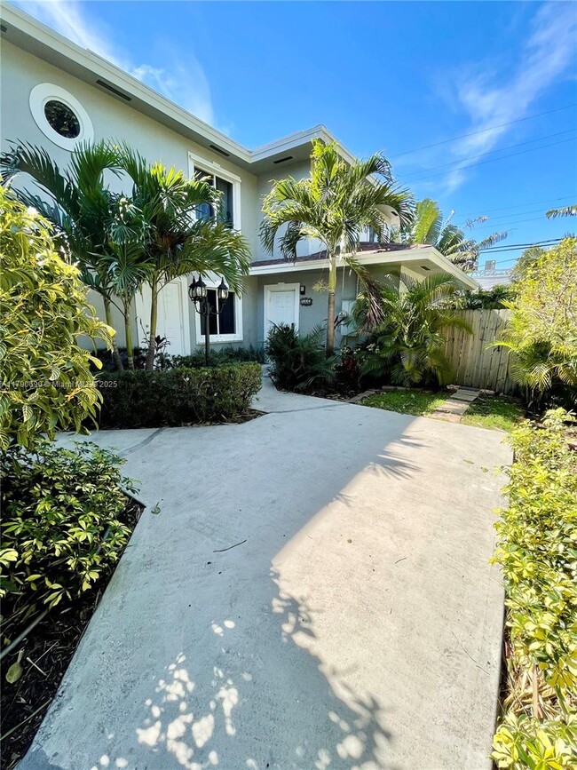 property at 1325 NE 5th Ave