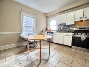 48 Pratt St in Boston, MA - Building Photo - Building Photo