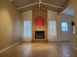 1713 Dave Elliott Dr in El Paso, TX - Building Photo - Building Photo