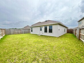 18966 Panzini Dr in New Caney, TX - Building Photo - Building Photo