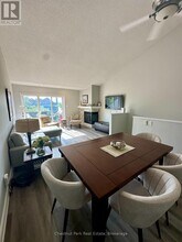 832 Suncrest Cir in Collingwood, ON - Building Photo - Building Photo