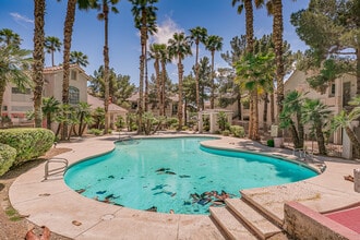 1300 S Arlington St, Unit 123 in Las Vegas, NV - Building Photo - Building Photo