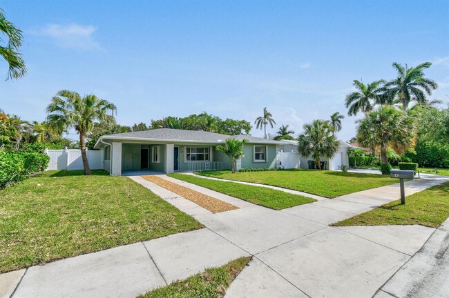 property at 12 Wellesley Dr