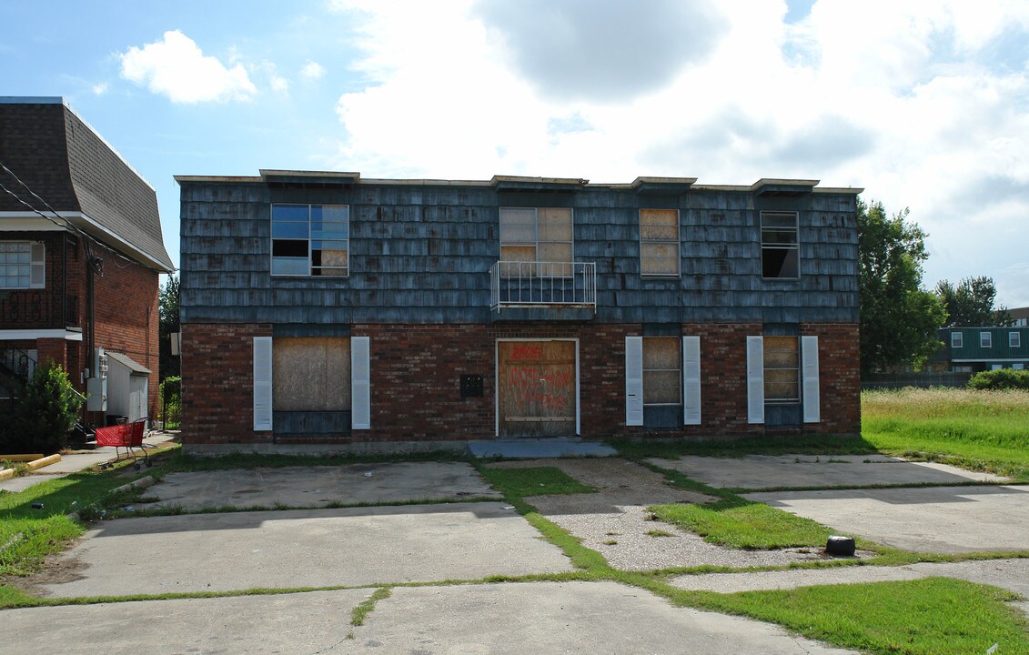 2805 Independence St in Metairie, LA - Building Photo