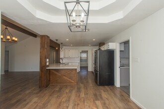 430 CR 680 in Lytle, TX - Building Photo - Building Photo