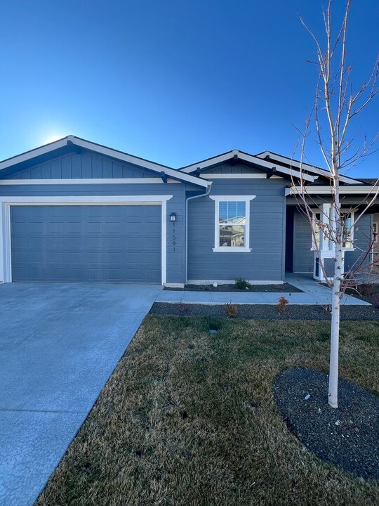 11591 W Vin Santo Dr in Nampa, ID - Building Photo