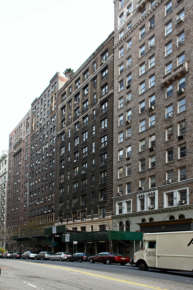 The Lyons Co-Op in New York, NY - Building Photo - Building Photo