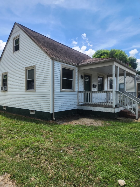 3107 Scott St in Portsmouth, VA - Foto de edificio