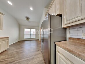 9020 Saranac Trl in Fort Worth, TX - Building Photo - Building Photo