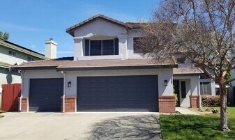 5907 Pebble Creek Dr in Rocklin, CA - Building Photo