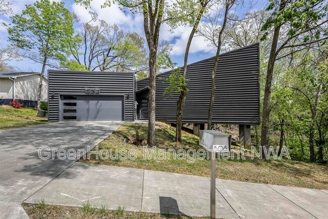 508 NW J St in Bentonville, AR - Building Photo - Building Photo