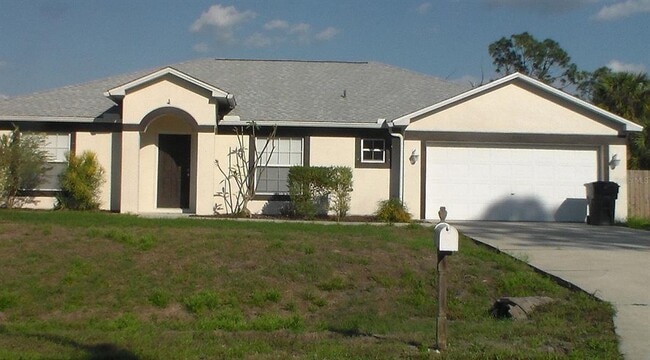 property at 1744 Ripley St