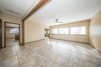 11840 SW 3rd Terrace in Yukon, OK - Building Photo - Building Photo