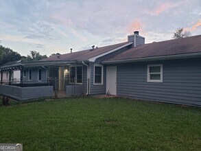 512 Greenview Ave SE in Conyers, GA - Building Photo - Building Photo