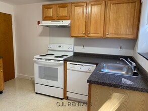 9 Heath Rd in Arlington, MA - Building Photo - Building Photo