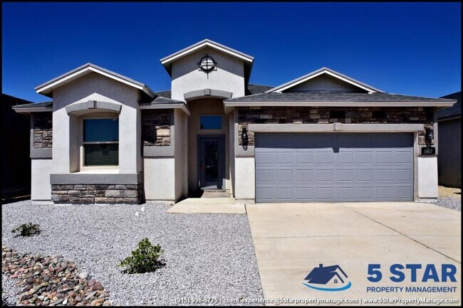 property at 10617 Hidden Palm Pl