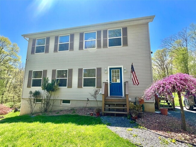 3222 New Prospect Rd in Pine Bush, NY - Building Photo - Building Photo