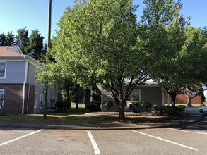 Hillside Garden Apartments in Winston-Salem, NC - Foto de edificio - Other