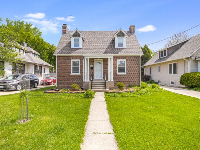 property at 1309 Ridgewood Dr