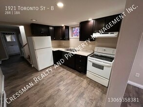 1921 Toronto St in Regina, SK - Building Photo - Building Photo