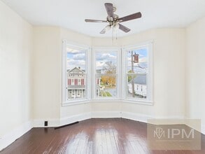 28 N Grant St in Manheim, PA - Building Photo - Building Photo