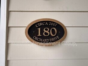 180 Orchard Dr in Covington, GA - Building Photo - Building Photo