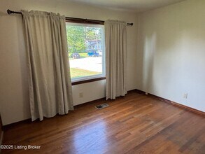 141 E Harrison Ave in Clarksville, IN - Building Photo - Building Photo