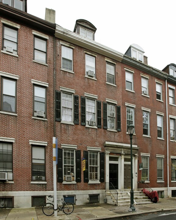 912 Pine St in Philadelphia, PA - Building Photo