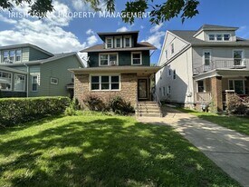 24 Red Jacket Pkwy in Buffalo, NY - Building Photo