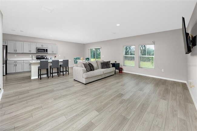 5556 Summer Sunset Dr in Apollo Beach, FL - Building Photo - Building Photo