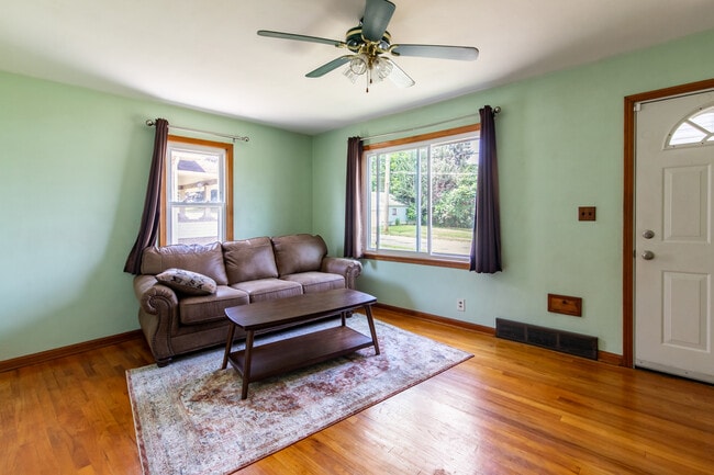 property at 1317 E Boston Ave