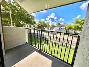 7215 NW 179th St in Miami Gardens, FL - Building Photo - Building Photo