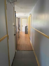 13701 S Atlantic Ave in Riverdale, IL - Foto de edificio - Building Photo