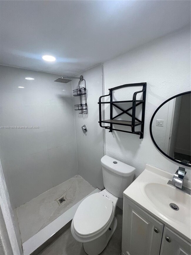 460 NW 82nd Terrace in Miami, FL - Building Photo - Building Photo