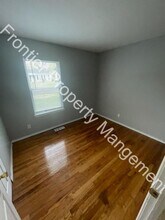 12352 Santa Maria Dr in St. Louis, MO - Building Photo - Building Photo