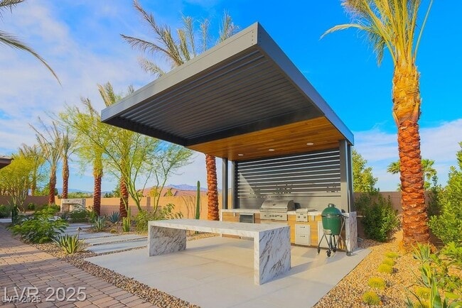 property at 6110 Pebble Glen Ct