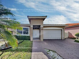 8840 NW 147th Ln in Hialeah, FL - Building Photo