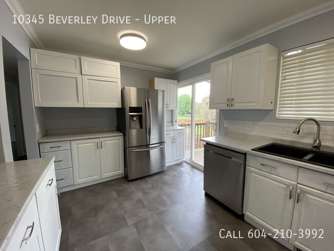 10345 Beverley Dr in Chilliwack, BC - Building Photo - Building Photo