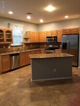 3202 W St Catherine Ave in Phoenix, AZ - Building Photo - Building Photo