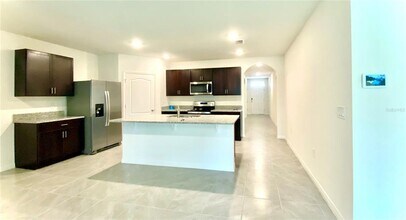 160 Victoria Oaks Blvd in DeLand, FL - Building Photo - Building Photo