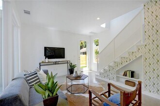 5514 Avenue H in Austin, TX - Building Photo - Building Photo