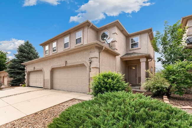 Updated Townhome with Views – Minutes to P in Colorado Springs, CO - Building Photo - Building Photo